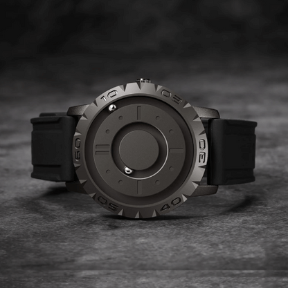 Thomas - Kuleklokke med nyskapende berøringstidsfortelling og sleek design