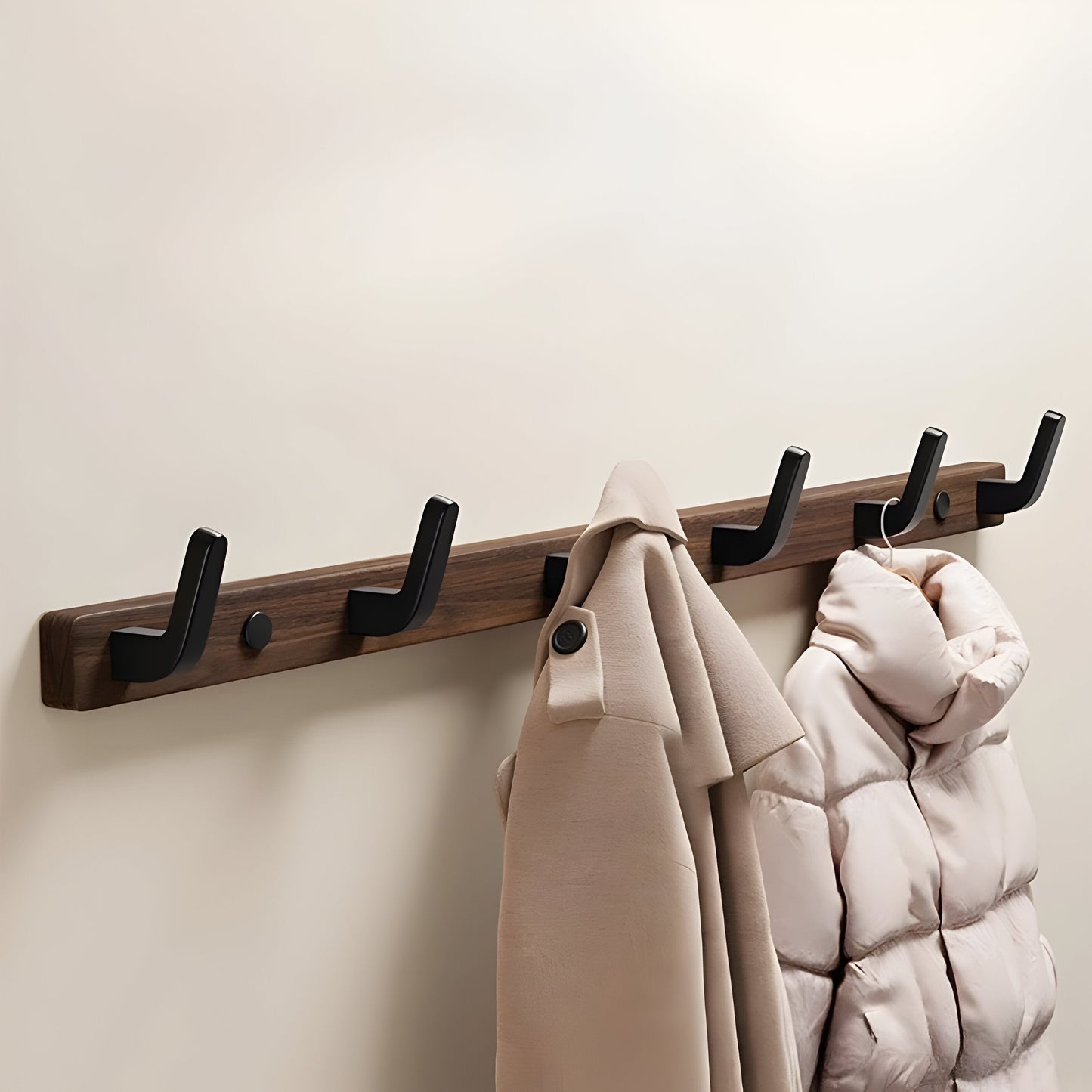 WoodNest - Elegant Veggkrok for Smart og Stilig Oppheng