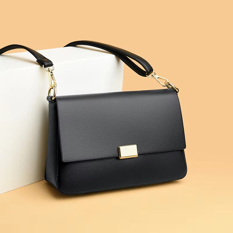 Audrey – Skulderveske med flere innvendige rom og justerbare stropper