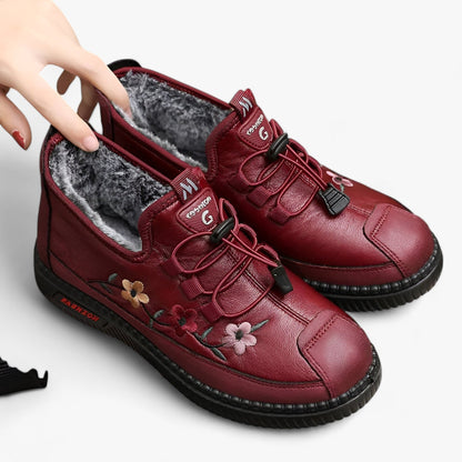 Anna - Varme, sklisikre ankelsko med broderte blomster og pels