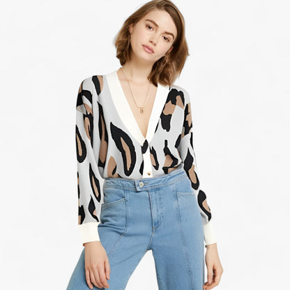 Elke - Løst sittende kofta med lang erme og V-hals og knapper