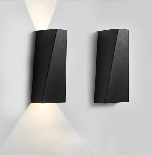 LumeEdge - Slanke LED-vegglamper for moderne interiør