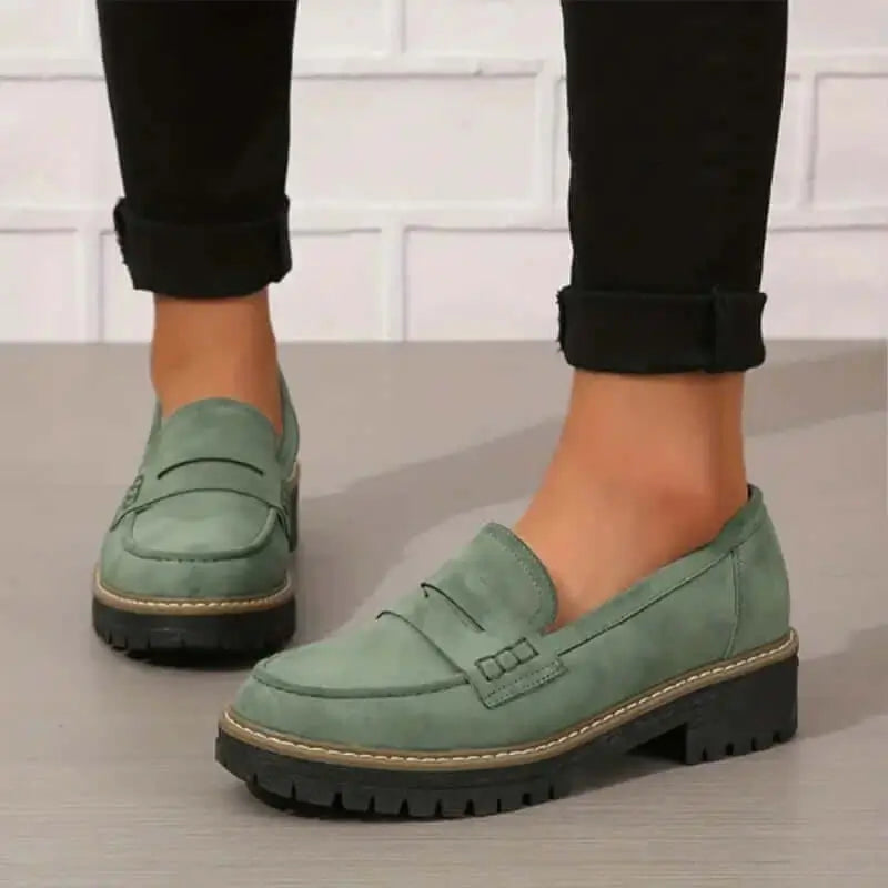 Angela - Chunky loafers med lav blokkhæl og teksturert såle