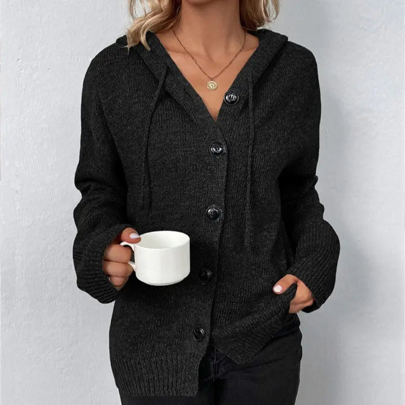Scarlett - Klassisk cardigan med knapper og ribbestrikkede ermer