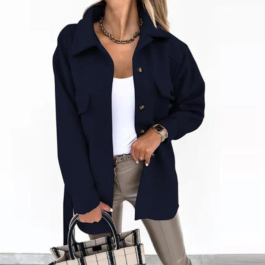 Leonie - Elegant kåpe med lange ermer og lommer foran