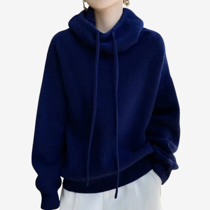 Lydia – Langermet Genser med Justerbar Hette og Ribbet Kant