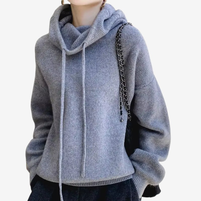 Lydia – Langermet Genser med Justerbar Hette og Ribbet Kant