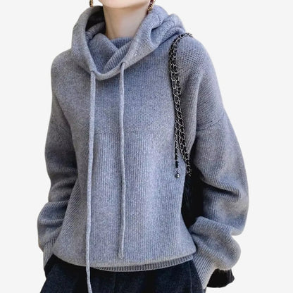 Lydia – Langermet Genser med Justerbar Hette og Ribbet Kant