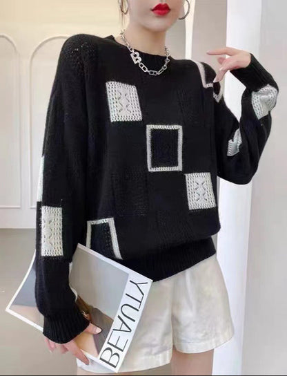 Elena – Avslappet Genser med Lange Ermer med Moderne Rund Hals