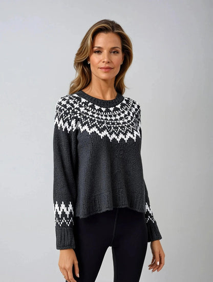 Amelia – Chic Genser med Lange Ermer med Ribbede Detaljer