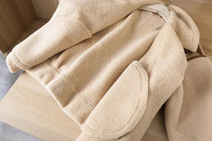 Juno - Komfortabel langermet fuskepelsjakke